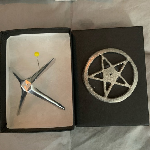 Metaphysical Lot - Picture 3 of 10